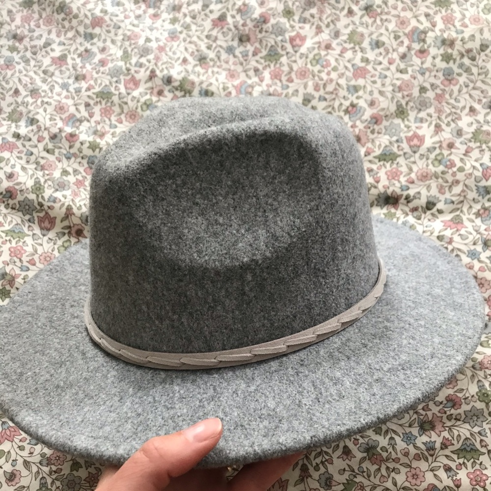 Women’s gray hat. Hipster festival cowgirl hat.